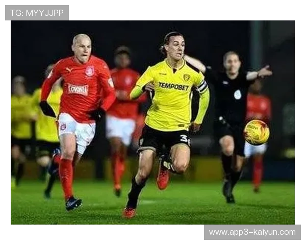 科隆与圣保利保级大战 教练临场调整决策决定比赛走向